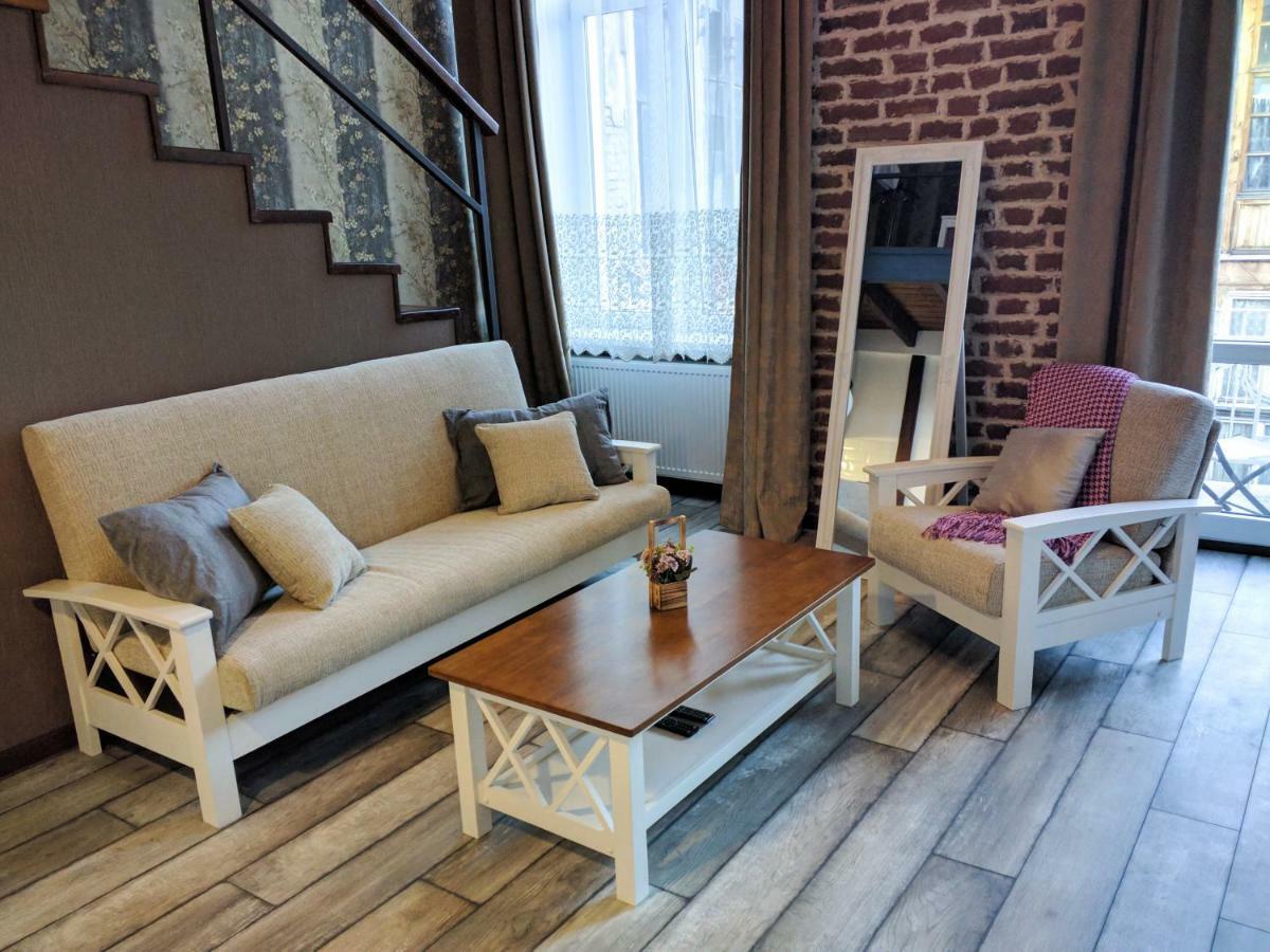 Cozy Studios On Freedom Square Tbilisi Exterior photo
